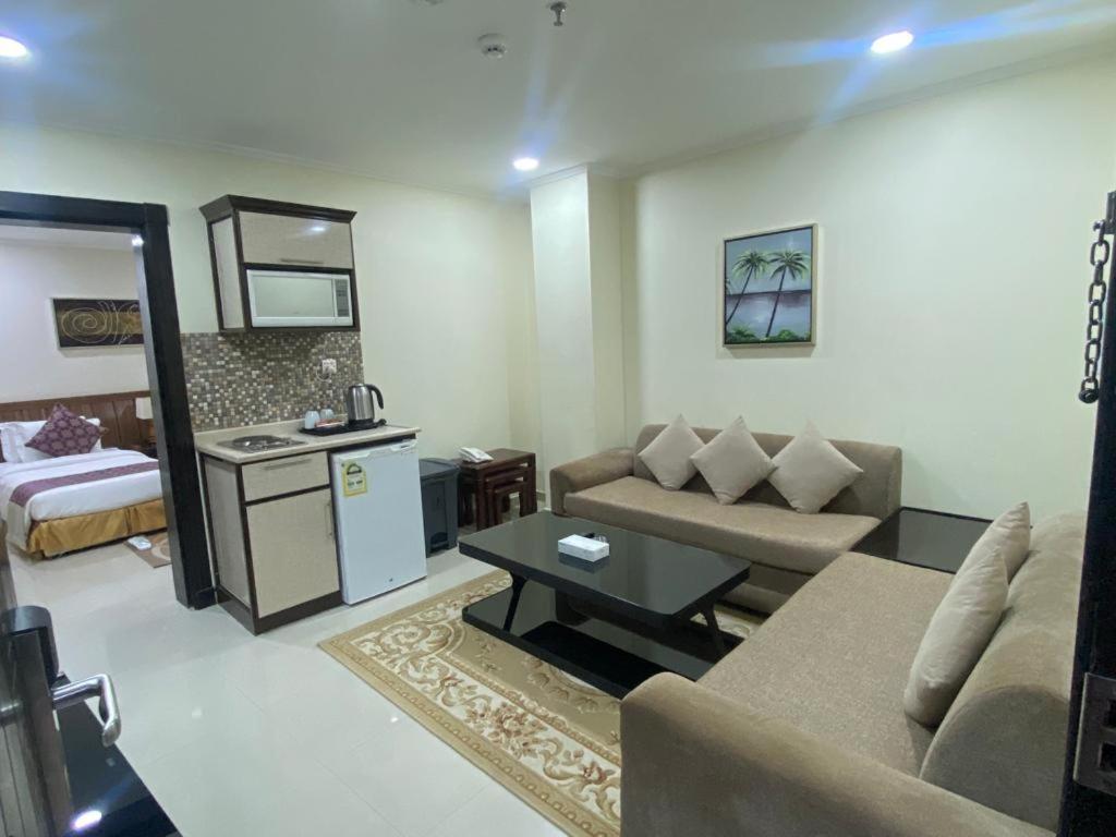 Hotel Burj Alawal à Al Al Jubail Extérieur photo